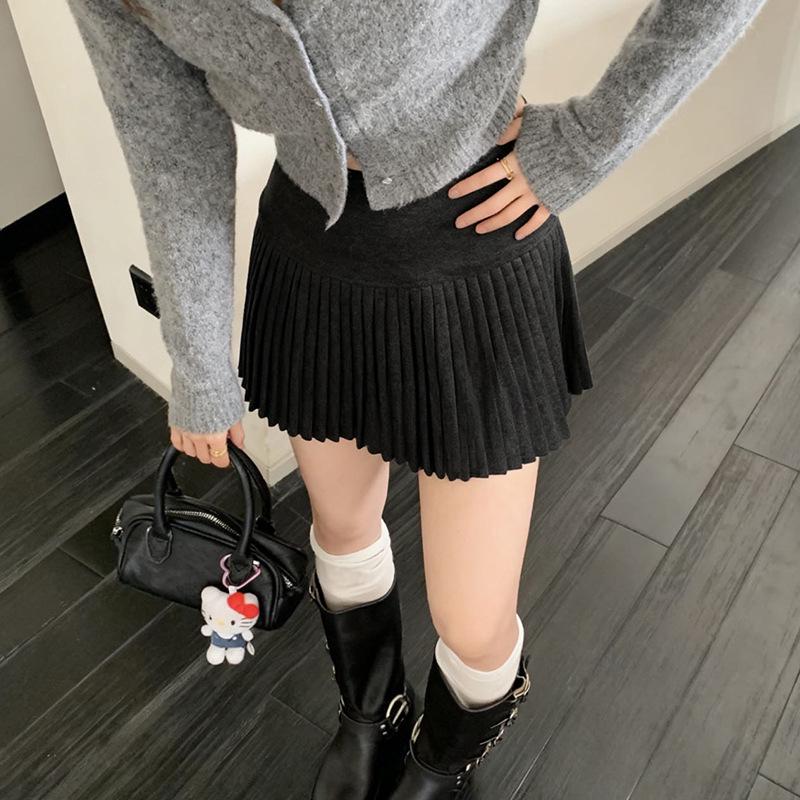 High-Waisted Woolen Pleated A-Line Mini Skirt - Women's Autumn/Winter 2025