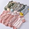 5/6PCS Hot Selling Woman Socks Ethnic Retro Vintage Harajuku Crew Socks Flower Embroidery Fashion Japanese Kawaii Cute Socks Women Gift