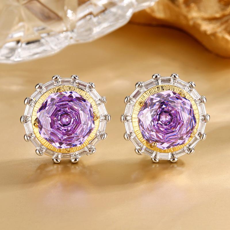 

Ювелирные изделия Медное дно Позолоченная Огранка «Миллениум» Темперамент Роланд Легкий люкс Костюм Женский 18-10М