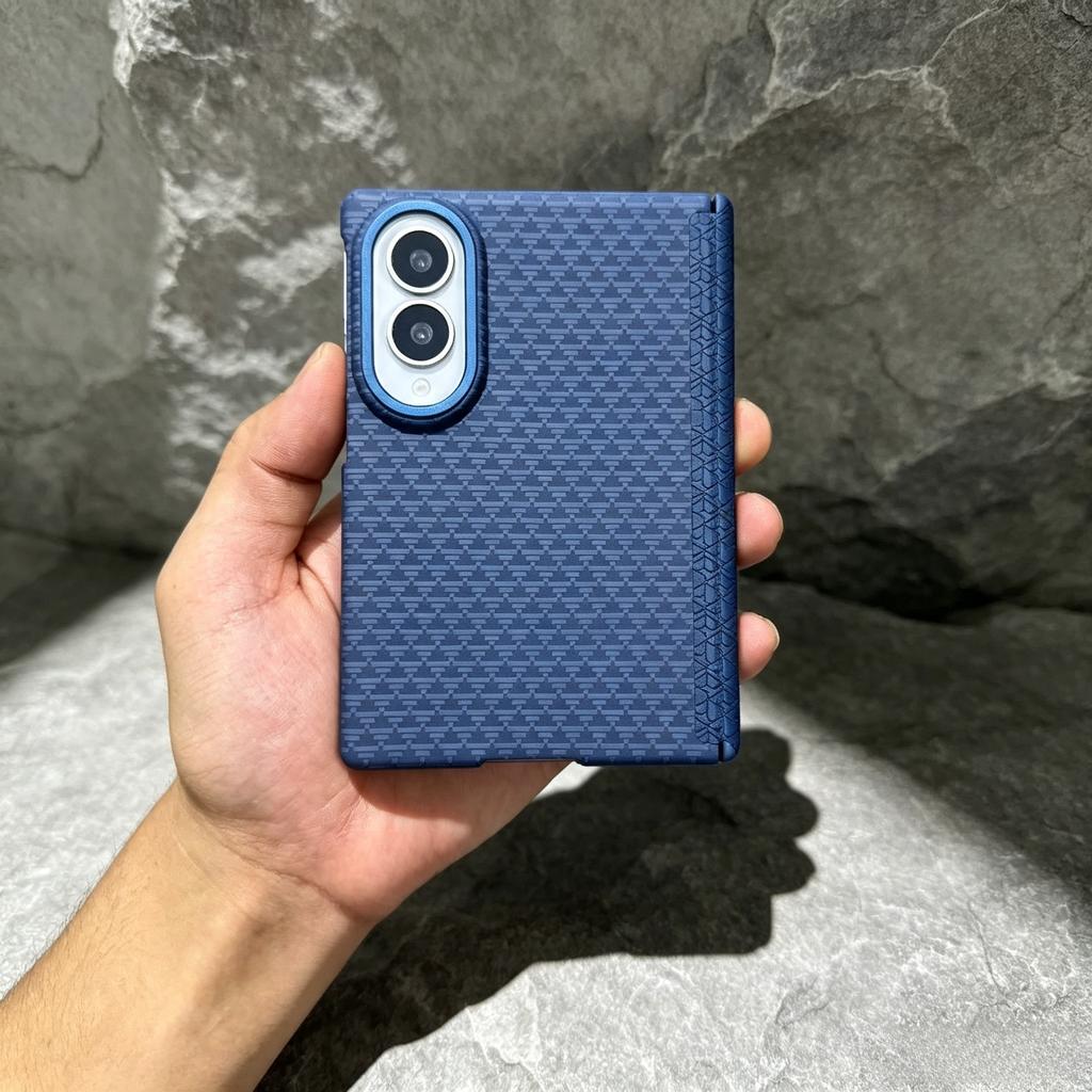 Business Sle 600D Carbon Fiber Texture PC Magnetic Phone Protection Case for Samsung Galaxy Z Fold 8 Alloy Lens Shockproof Hinge Protect Cover