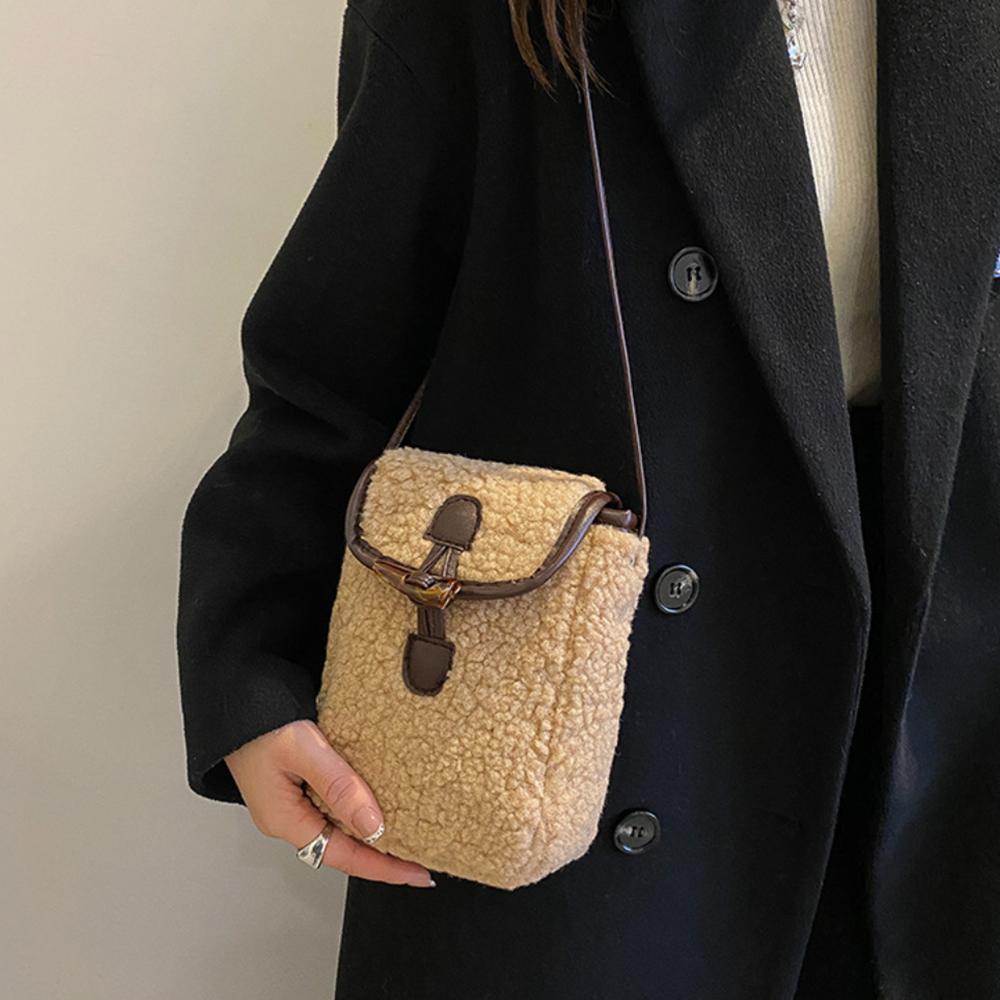 Lamb Plush Crossbody Bag for Women Faux Fur Small Square Shoulder Bag Portable Lipstick Phone Purse