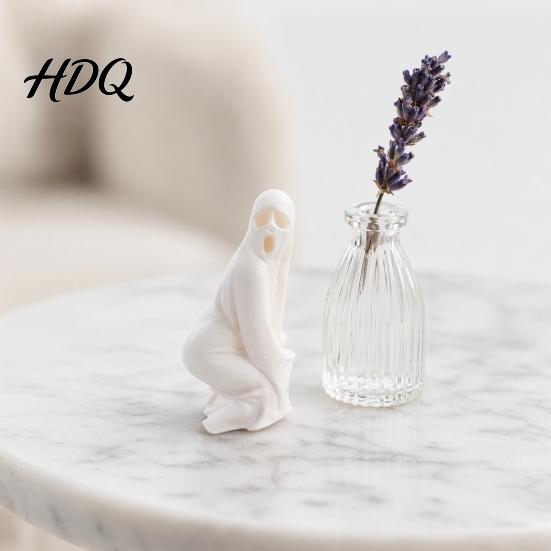 Creepy Ghost Collectible Halloween Figurine, Funny 3D Printed Scream Statue Decoration for Desk, Tabletop, Mantel, Shelf, Spooky Home Decor