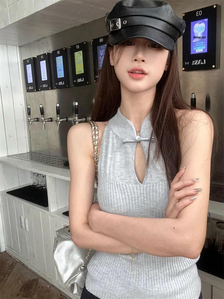 Chinese Style Halter Frog Button Cutout Knitted Vest - Women's Slim-Fit Sleeveless Summer Top