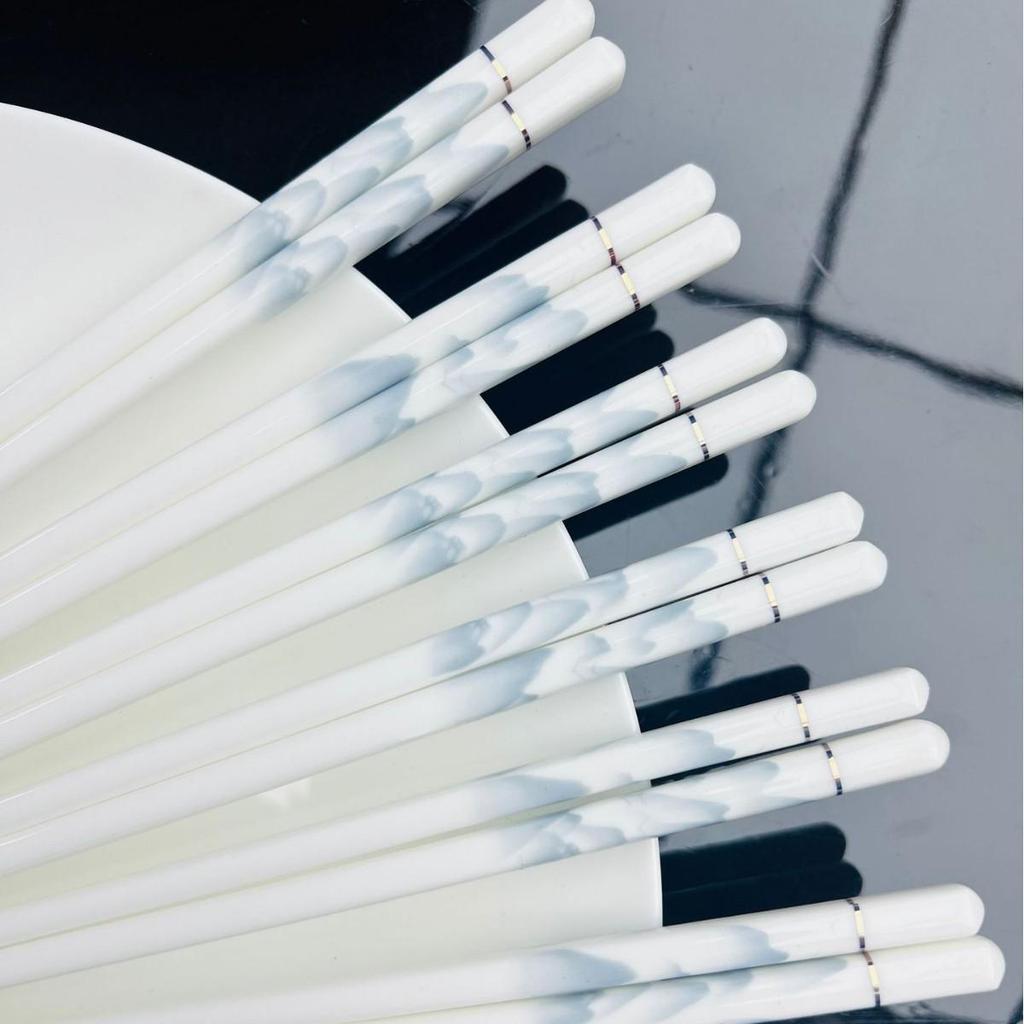 High-Temperature Resistant Luxury Macaron Color Ceramic Chopsticks - Easy To Clean