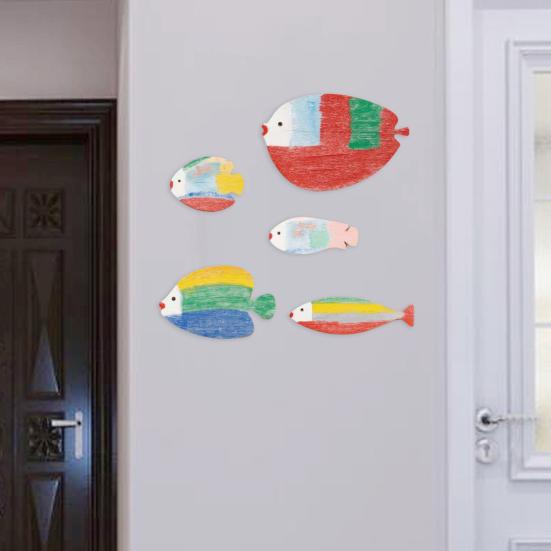 5 Pcs Wooden Fish Nautical Beach Wall Decor Coastal Wood Hanging Fish Wall Art Rustic Ocean Lake House Wall Sculpture for Bathroom Home Decor