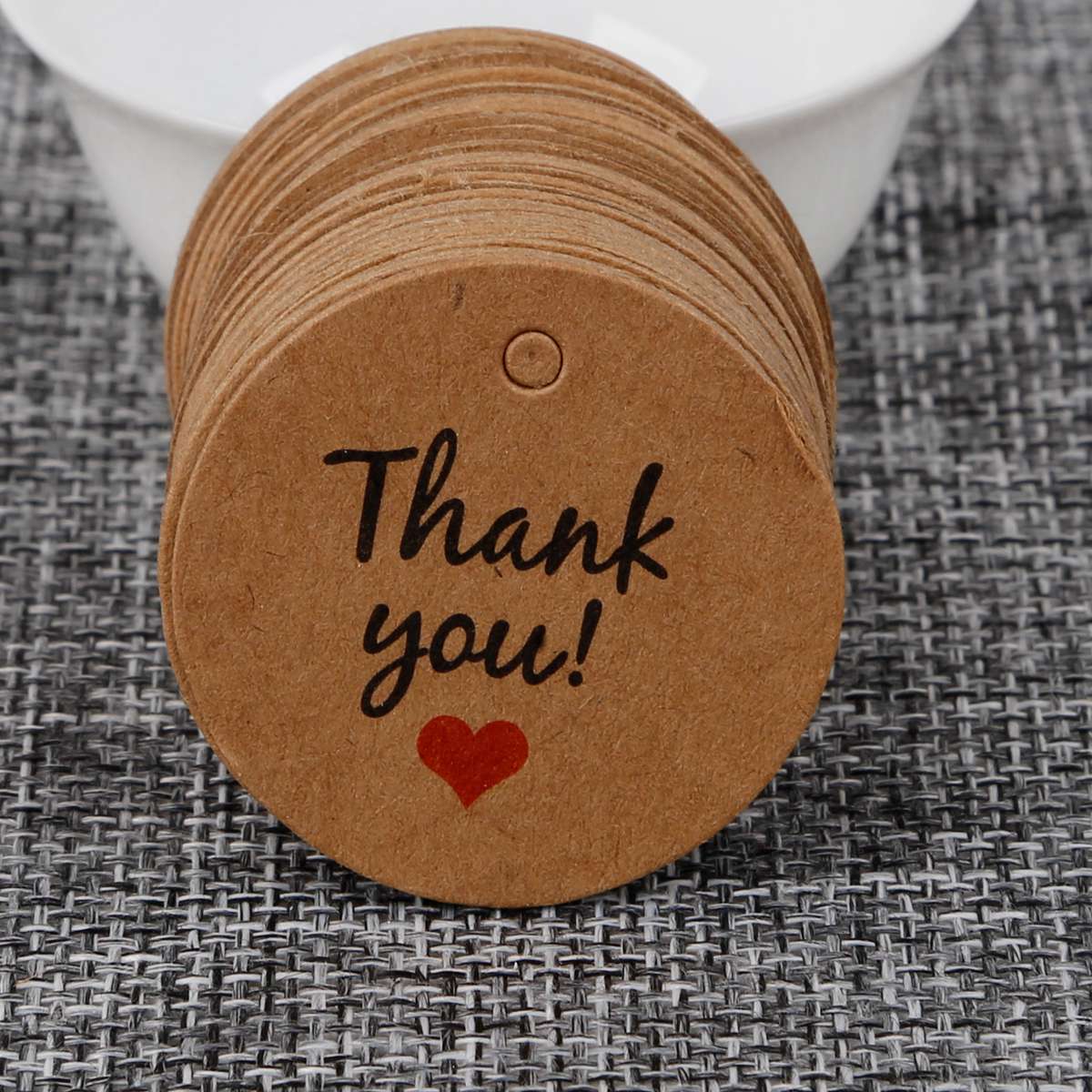 

100 шт., крафт-бумага, многоцветная упаковка, подвесные бирки для свадьбы/дня рождения, коробки для конфет, ценники для цветов/косметических этикеток