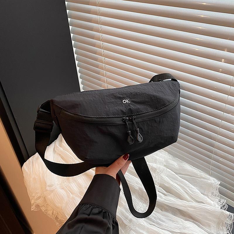 Bag niche cloth bag small bag women's new women's bag Korean version messenger bag fashion shoulder bag dumpling bag