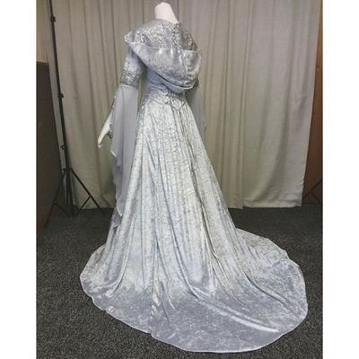 Corsetto con Cappuccio Medievale Rinascimentale Abito da Sposa Costume Cosplay da Donna Halloween Gioco di Ruolo Lunga Vestaglia