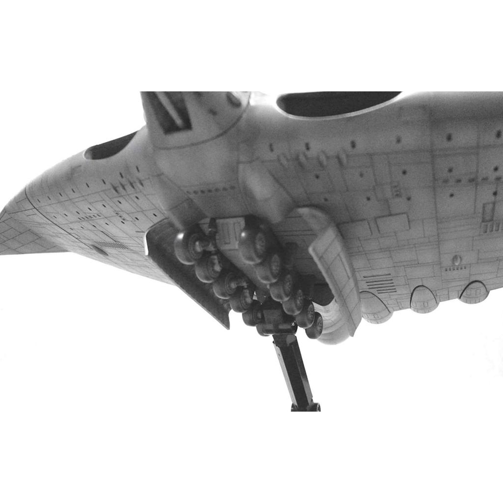 Aoshima Bunka Kyozai Future Boy Conan Sky Fortress Gigant Scale Plastic Model No.1 1/700