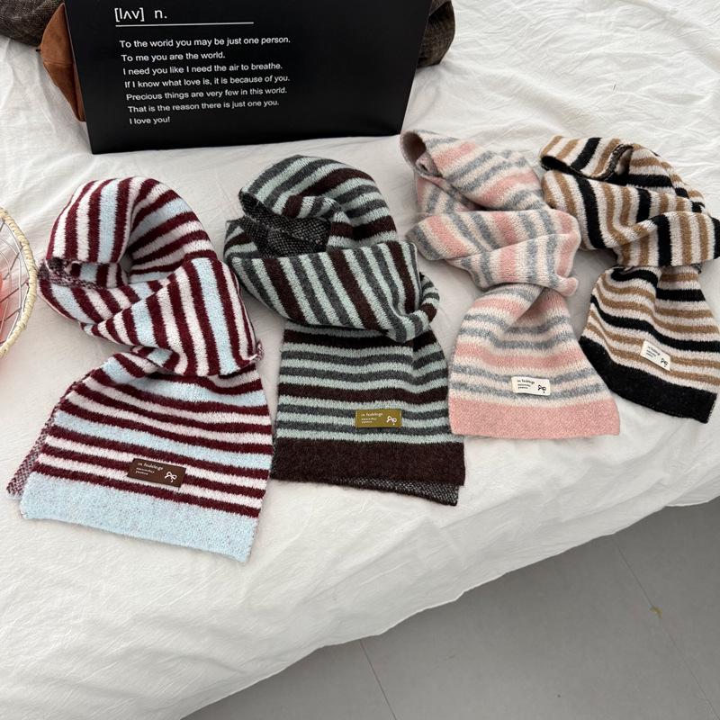 Colorful Striped Korean Style Scarf: Warm, Windproof Autumn & Winter Accessory for Students