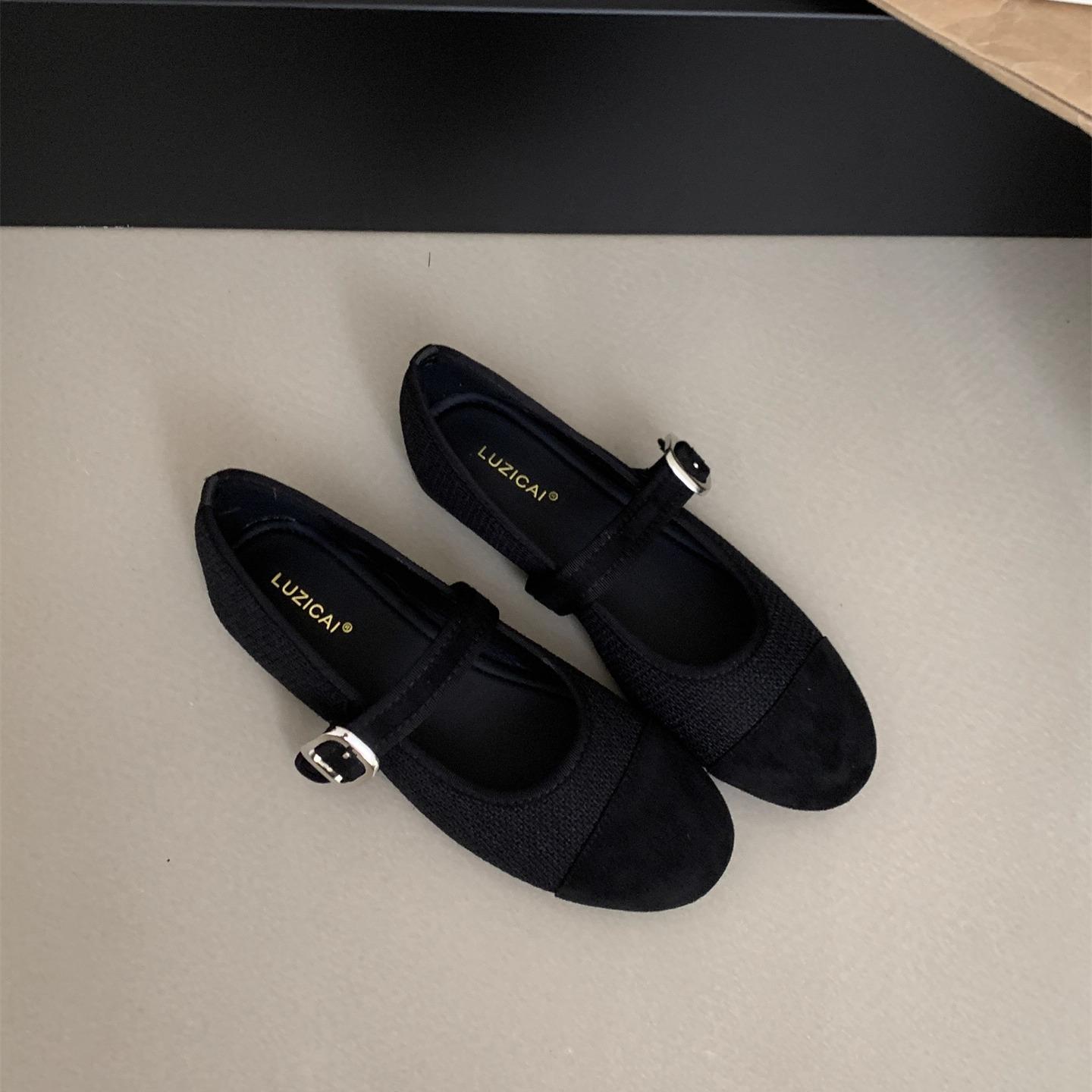 

French temperament Xiaoxiang color matching one-word Mary Jane shoes women s 2025 new soft-soled soft leather commuter flats 35