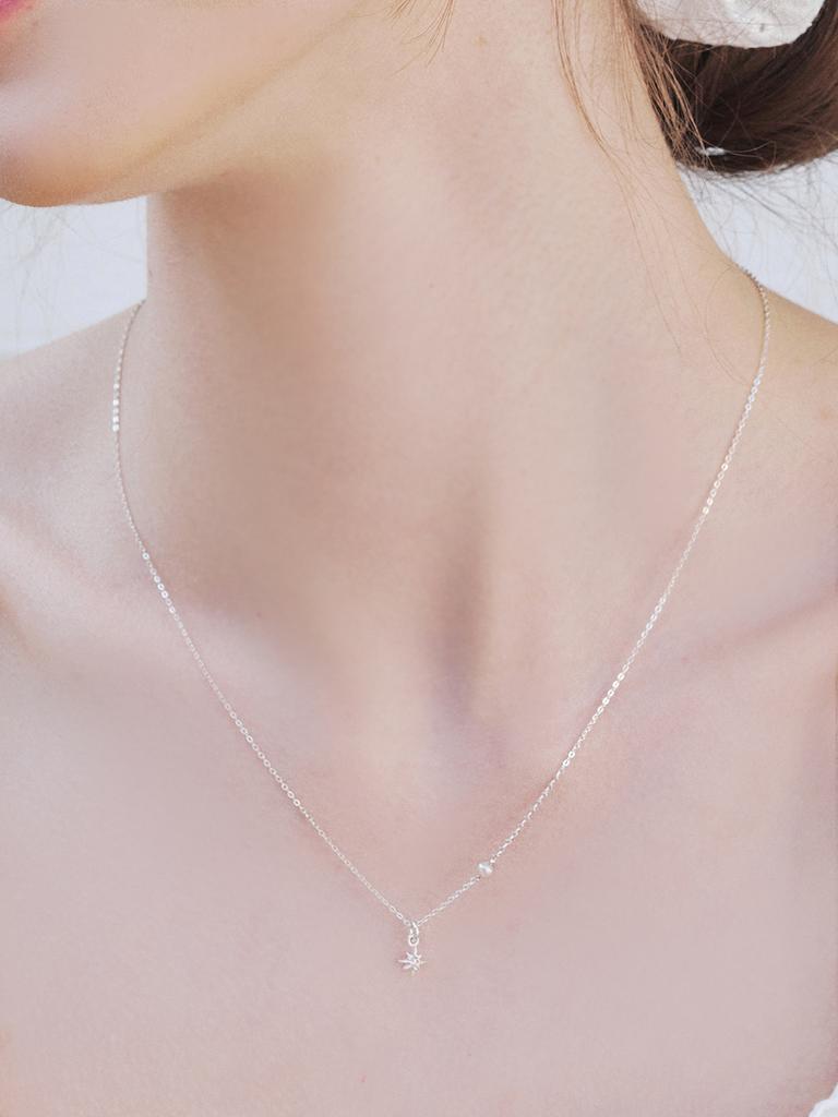 Engbrox [Silver925] Dazzle Star Pearl Necklace