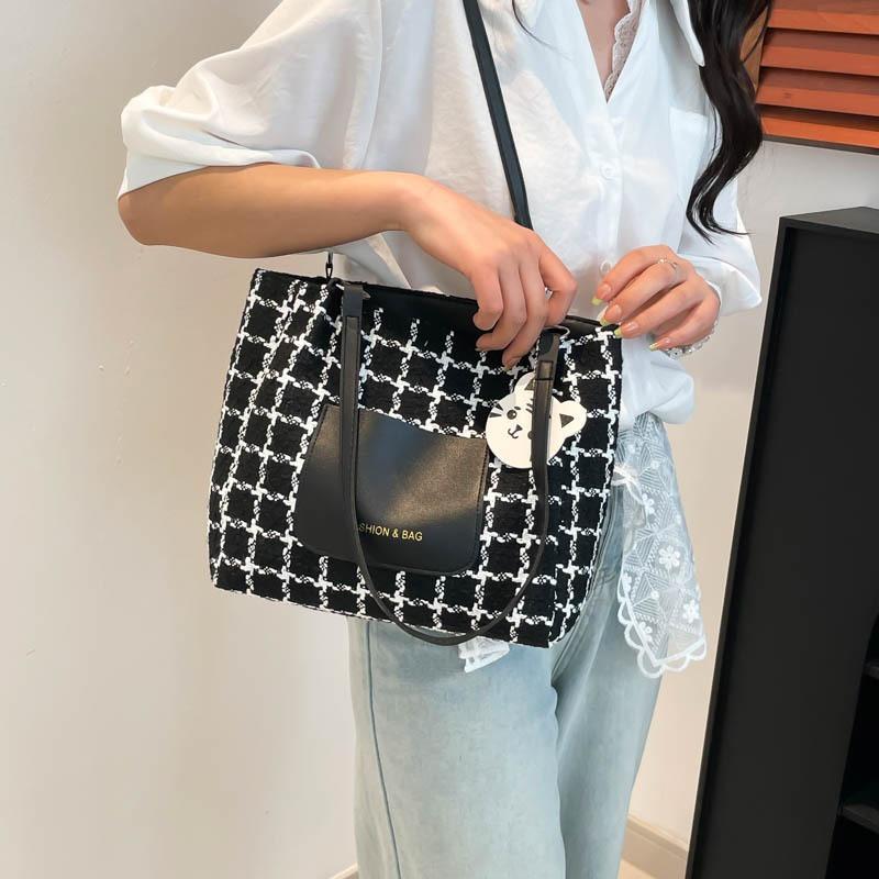 Plaid handbag new fashion casual simple tote bag large capacity shoulder armpit bag women's bag