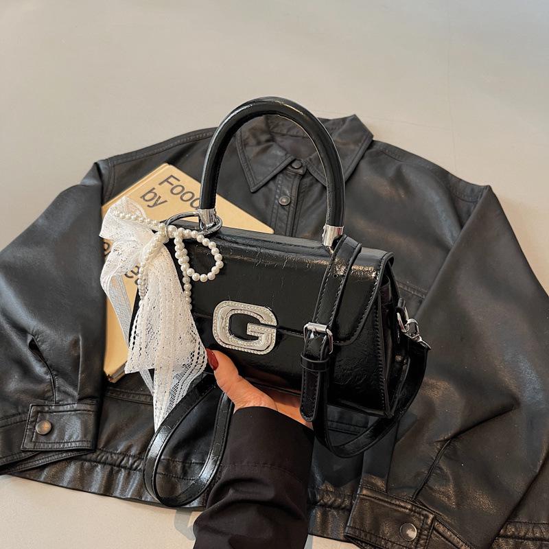 

2025 Women s High-End Textured Shoulder & Crossbody Bag - Trendy, Casual, Small Square Design чёрный