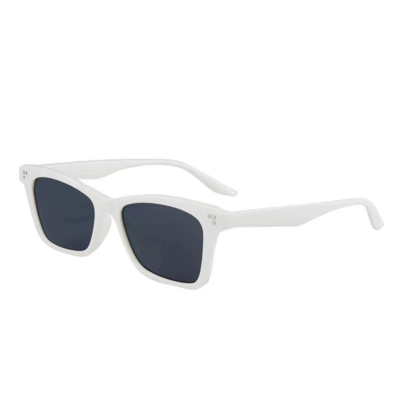 Korean Style Fashion Sunglasses Rivets Decoration Square Shape Women Sun Glasses Travelling Hiking Cool Sunglass