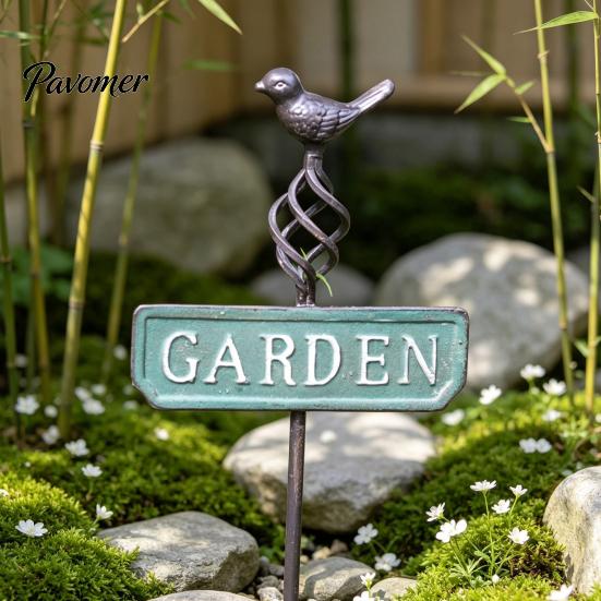 Metal Ground Anchors for Plants Retro Bird Garden Stake, Sign Rustic Gardening Gifts Plant Lovers Yard Decoration with Stake Flower Bed, Lawn Durable