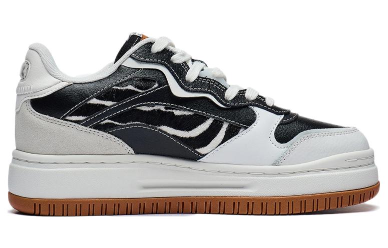 Li Ning Future C1 Slip Resistant Abrasion Resistant Low Top Skateboard Shoes Women's Black White AGCT244-4