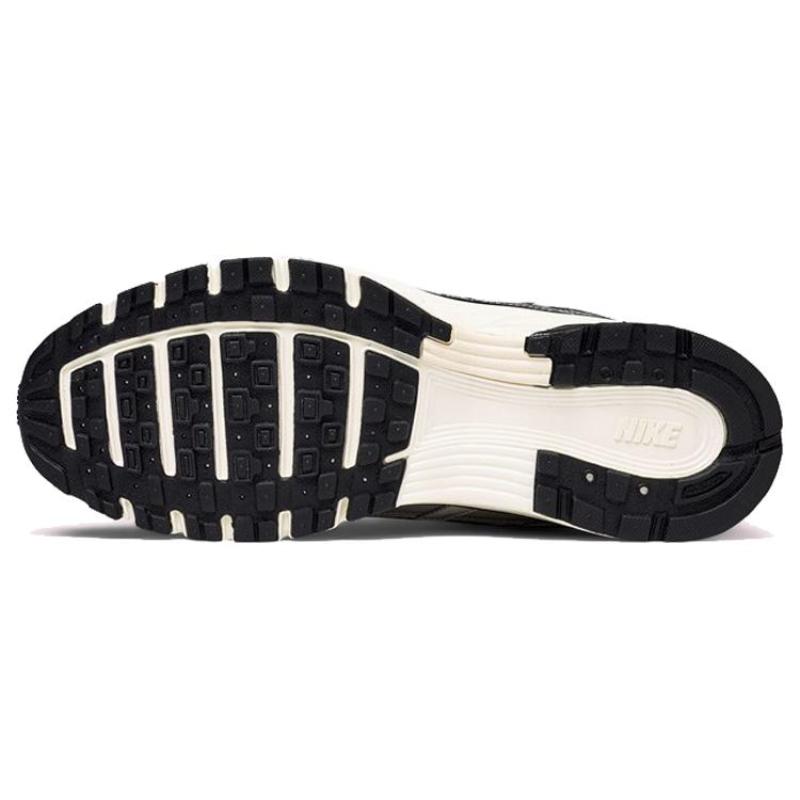 Nike P-6000 Metallic Silver  Sneakers CN0149-001
