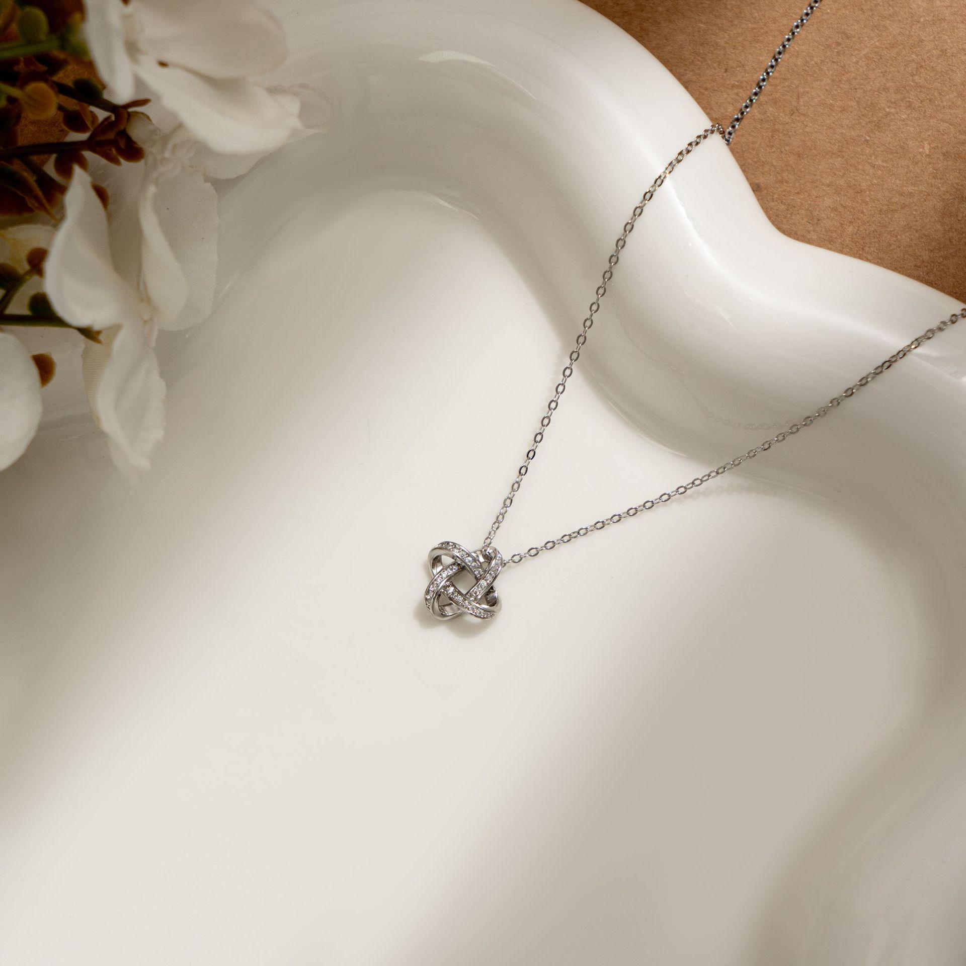 Sterling Silver Möbius Strip Necklace - Women s High-End Versatile Design