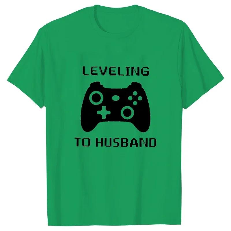 Best Man Team Groom Tees Leveling To Husband - Respawning As Groomsman T-Shirt Gamer Groom Bachelor Bachelorette Party Tshirt