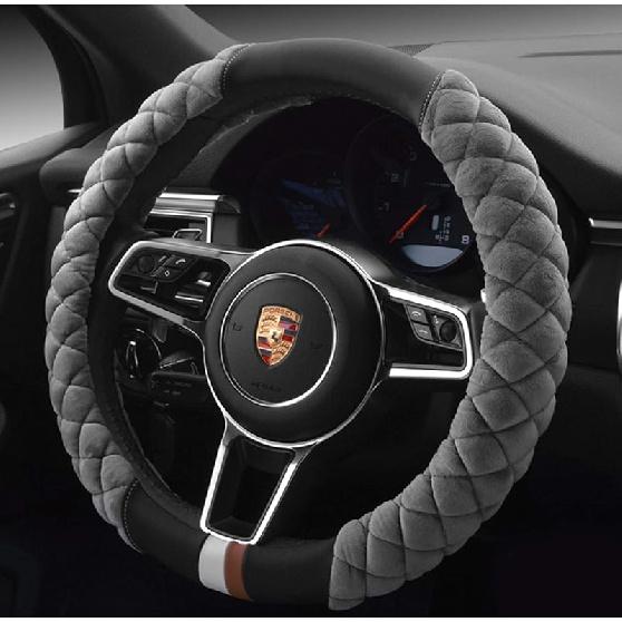 HAOKAY Luxury Fluffy Winter Steering Wheel Cover For Men Women,Soft Warm Short Plush Steering Wheel Cover Black Fuzzy With Universal 14.5-15 Inch