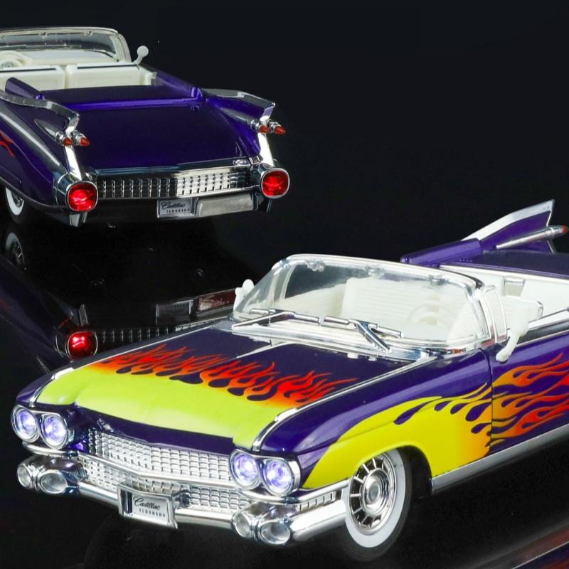 1:24 Eldorado Biarritz BIG ROCKET Alloy Model Car Toy Diecasts Metal Casting Sound and Light Car Toys For Children Vehicle