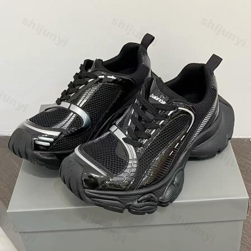 Fashion 2025 New Spring Men's Thick Bottom Height Increasing Mesh Breathable Sport Leisure Shoes Comfortable Lightweight chunky sneakers