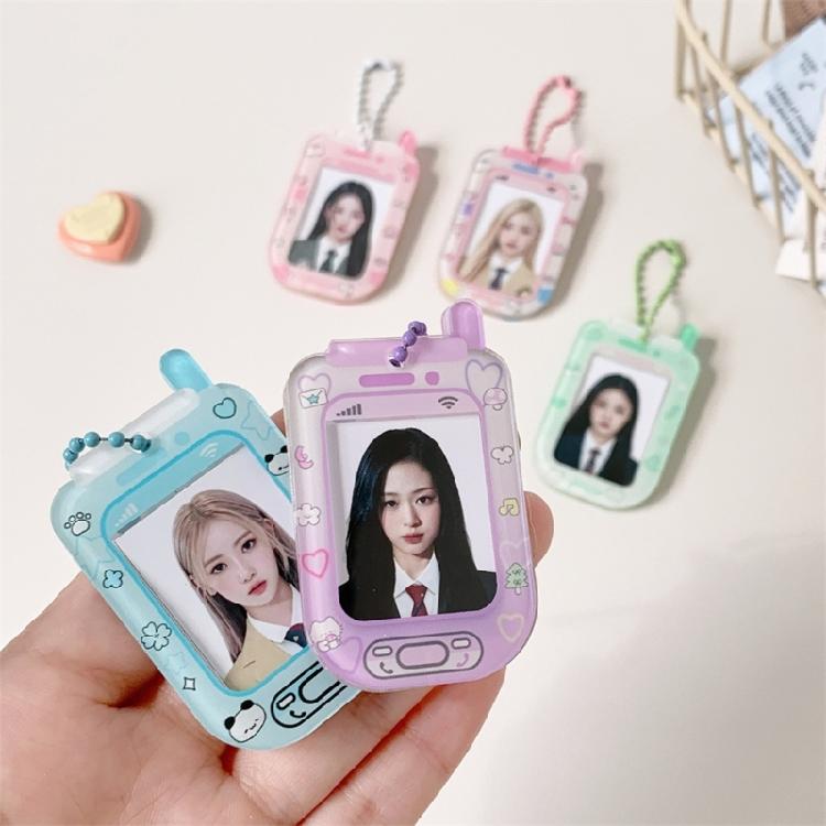 Miniature Keychain Card Holder Sturdy Plastic Cartoon Style Pocket Card Organizer For Everyday Carry And Travel