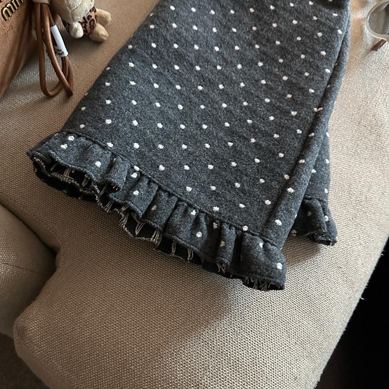 Plus-Size Women's Polka Dot Ruffle Lace Mini Skirt - High Waist, Slimming & Hip-Hugging Design