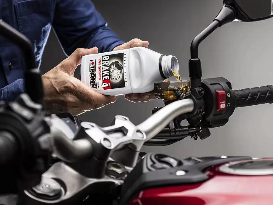 IPONE Racing Full Synthetic Brake Fluid for Kawasaki and French Motorcycles