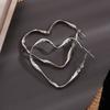 1Pair Big Hollow Heart Pendant Hoop Earring Women Fashion Exaggerated Heart Design Earring Cuff for Gir Jewelry Gift