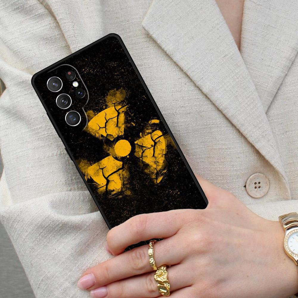 Nuclear Radiation Warning Sign Cell Phone Case for Samsung Galaxy S26 Ultra S25 S24 S23 S22 S21 S20 Note10 Cover