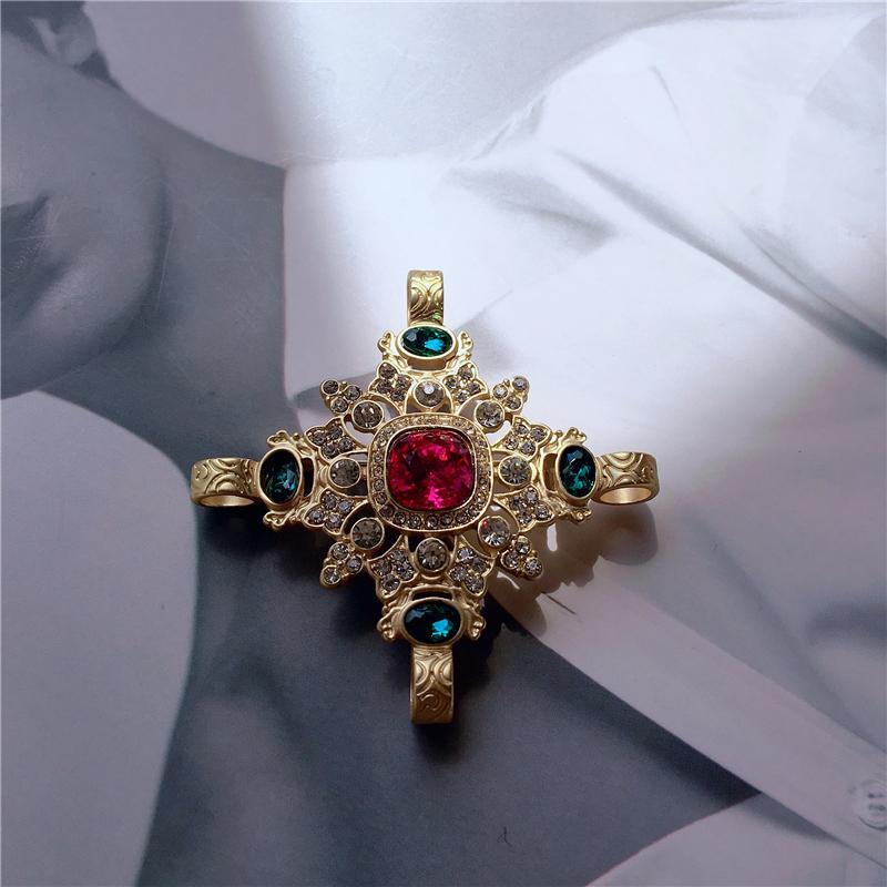 Creative Retro Baroque Style Gemstone Brooch Luxury Palace Party For Women Clothing Accessories Brooches Holiday Gifts