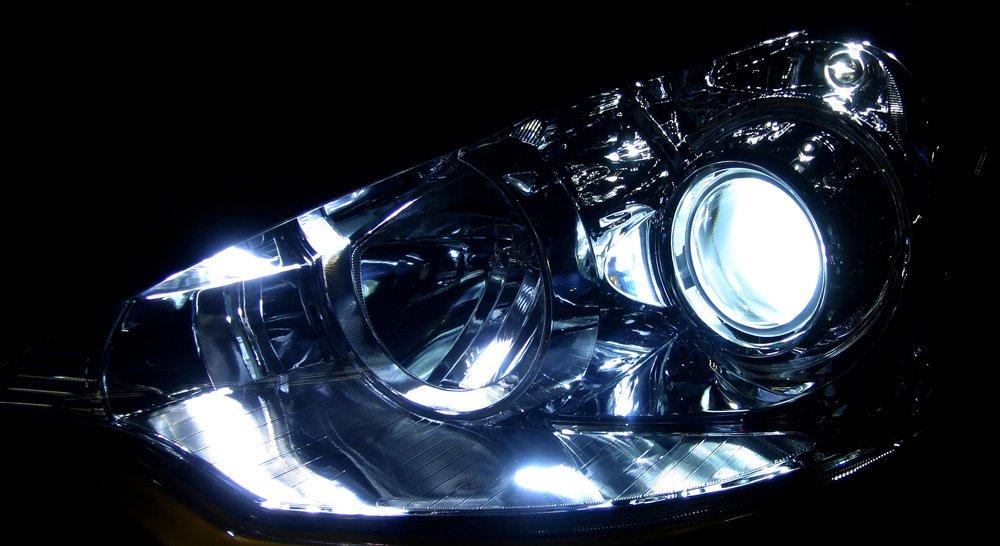 TOYOTA AQUA (10th generation early model) Exterior Parts LX Smart LED Headlight Bulbs (H11 LED Kit) [NHP10]