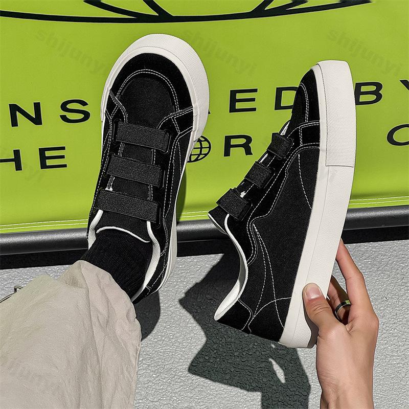 

Мода Мода Повседневные парусиновые спортивные туфли для мужчин 2925 Лето Новинка Нишевый дизайн Удобные слипоны Толстая подошва Массивные кроссовки 39 чёрный