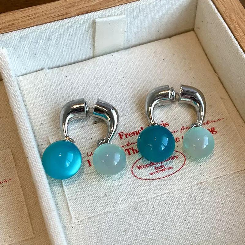 Fresh Translucent Blue Bead Round Stud Earrings - Exquisite, Versatile Luxury
