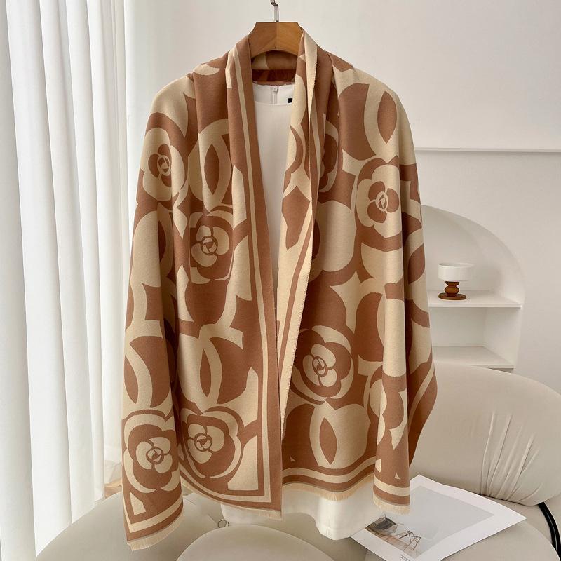 

Роскошный бренд кашемировый женский цветочный шарф зимний теплый платок и накидка бандана пашмина женский платок квадратное толстое одеяло пончо