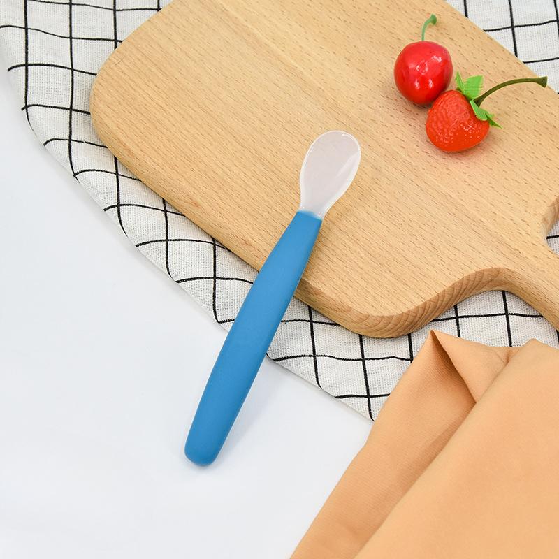 Cucchiaini Morbidi in Silicone per Neonati e Bambini Utensili per l'Alimentazione con Acqua per Neonati e Bambini Piccoli Cucchiaini Morbidi con Punta per Pappa di Riso e Zuppa