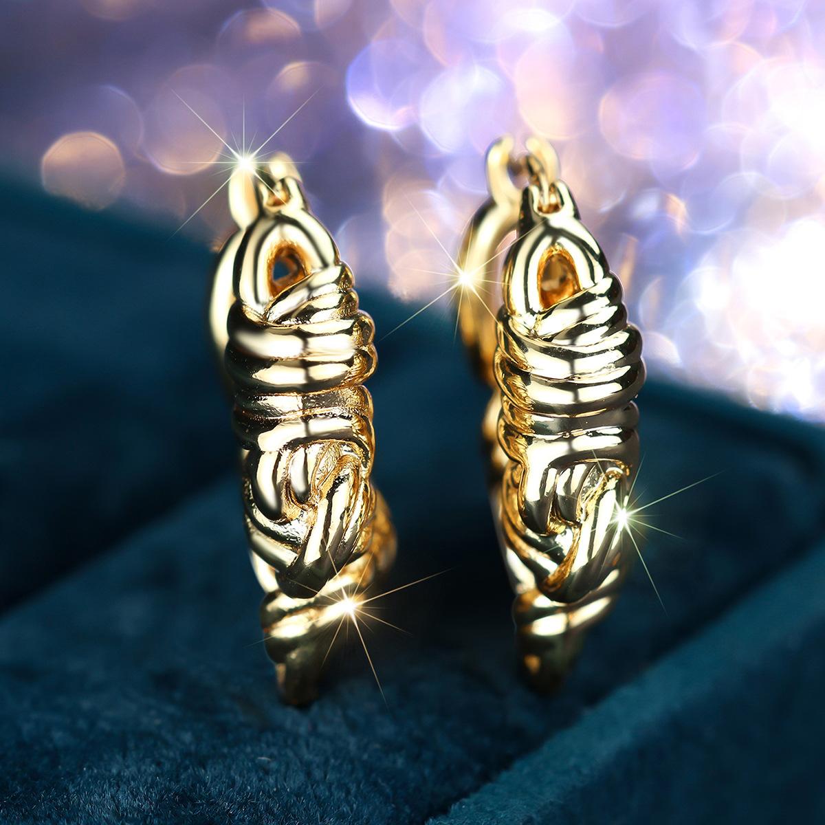 Sweet Versatile Earrings Metal Twist Wrap Earrings Hip Hop Retro Design Personality золотой