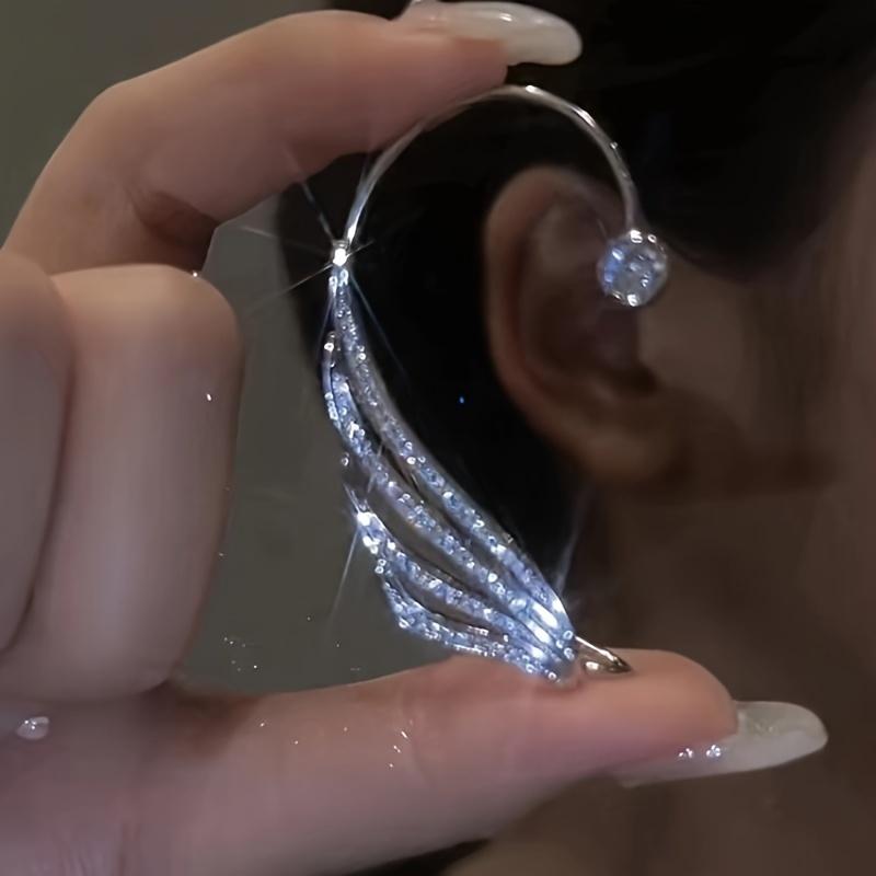 1pc Women'S Fashion Luxury Wing Ear Jewelry, Individual All-Match Premium No-Piercing Ear Clip