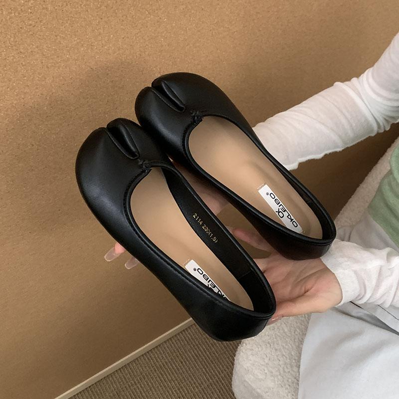 

Мода 2025 Новая весна осень Мода Странный носок Женские балетки Слипоны Мягкая женская обувь на плоской подошве Женские балетки с обувью 35 чёрный