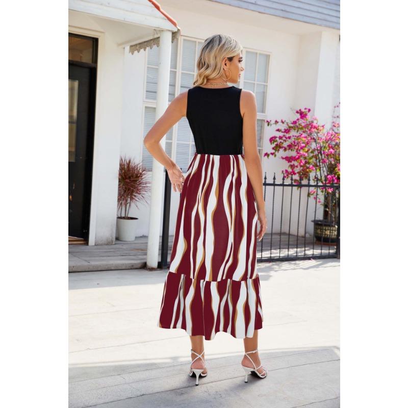 Letní šaty s kulatým výstřihem, vestou v pase a kontrastními barvami