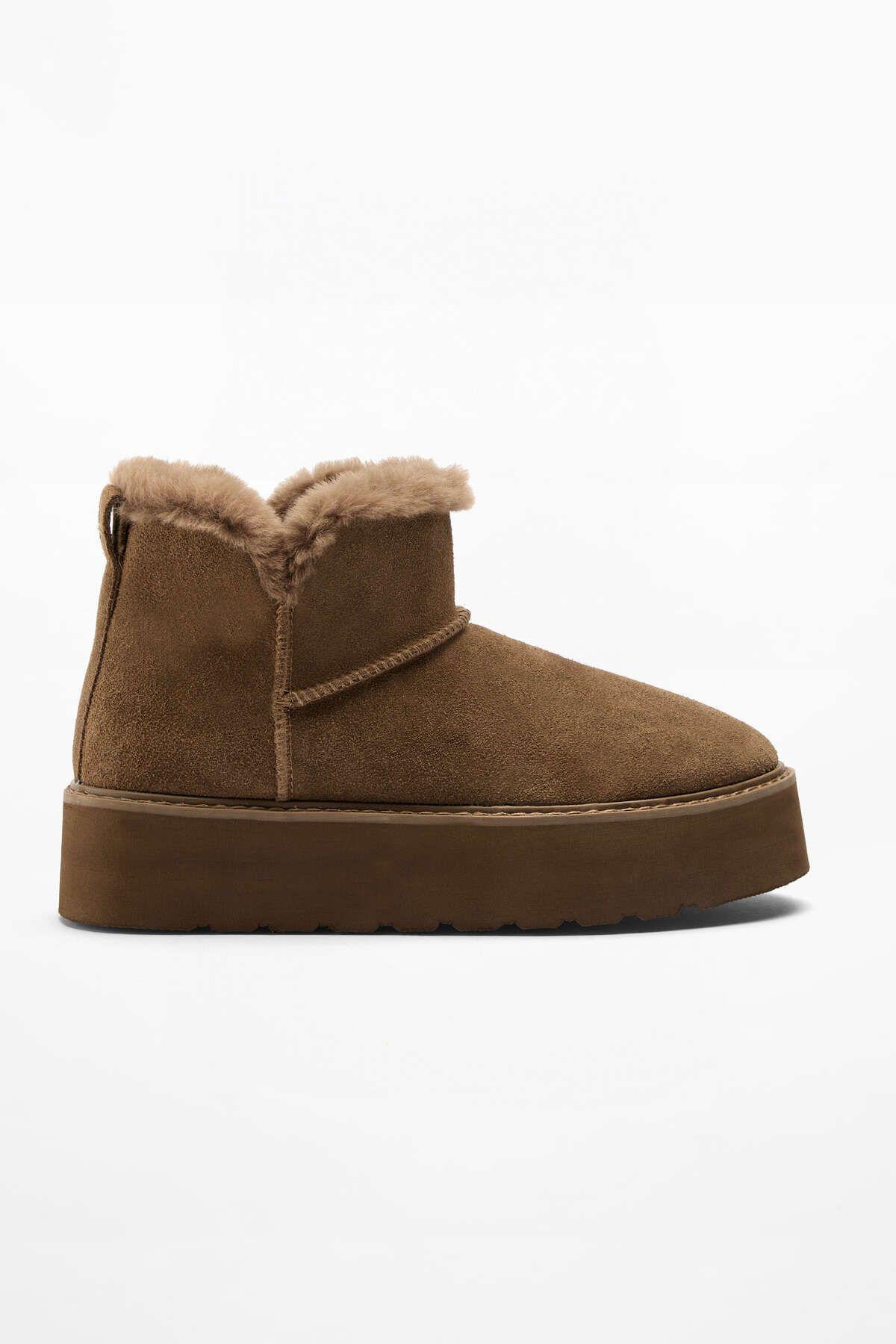 

Women Modern Stylish Fashion Leather Platform Mini Boots