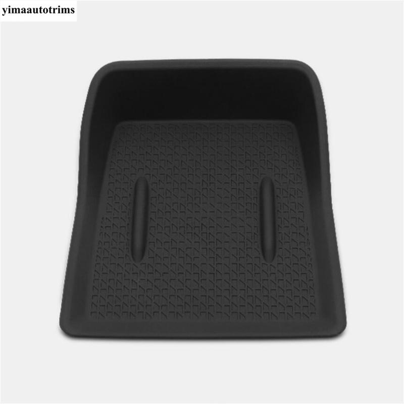 Car Phone Wireless Fast Charging Charger Non-slip Pad Silica Gel Interior Accessories Fit For BYD Yuan Pro Yuan UP EV 2024 2025