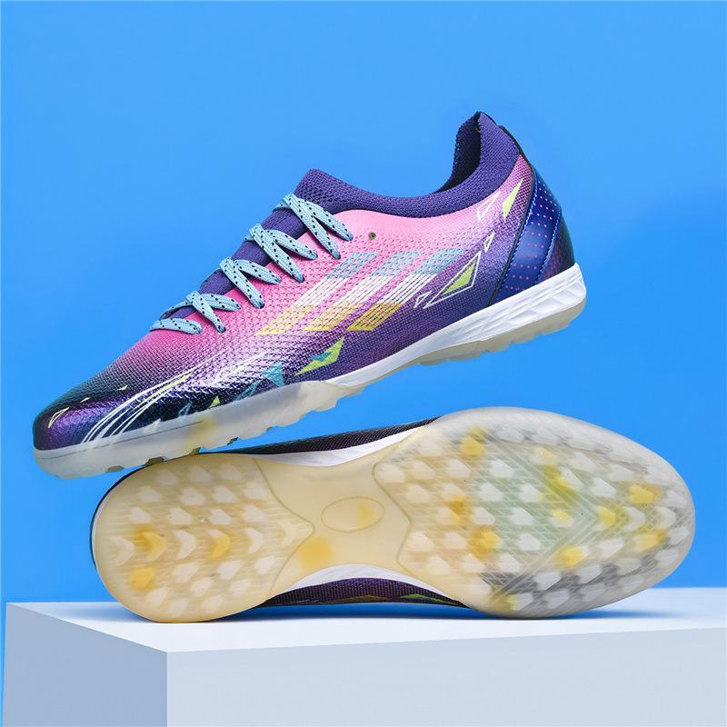 Colorful Electroplated Bottom Couple Teen Student Game Training TPU Seamless Low-top Football Shoes