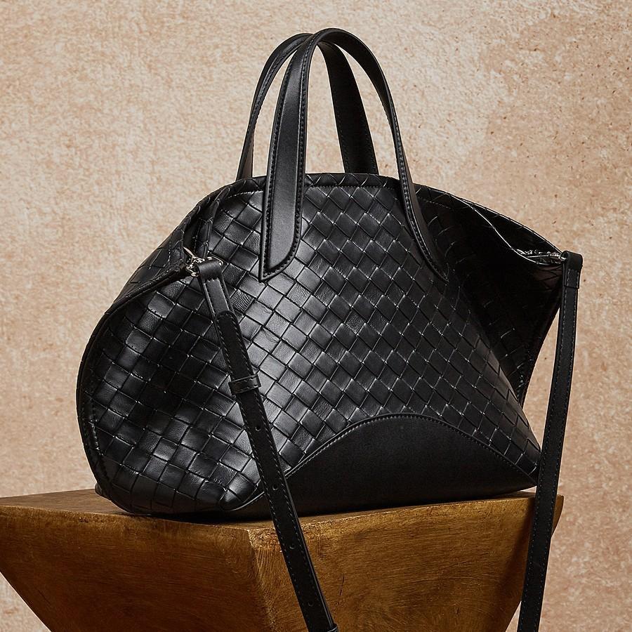 Leather Design Woven Tote Bag Women'S Commuter Versatile Large-Capacity Portable Oblique Span Bag
