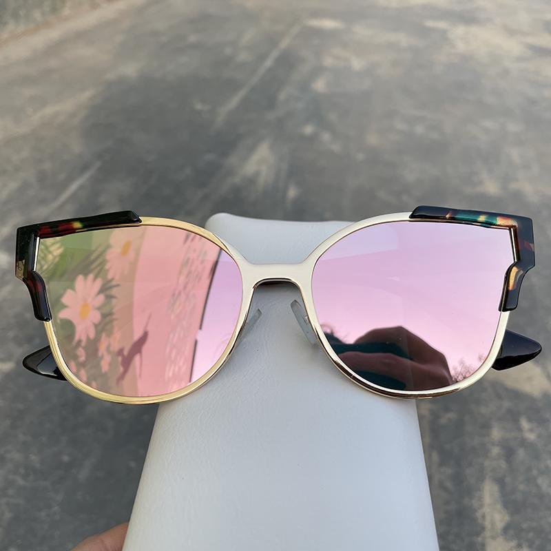 

Ladies Fashion Pink Cat Eye Sunglasses Oversized Shades For Women Luxury Brand Designer Flat Lens Driving Glasses Female UV400 as picture
