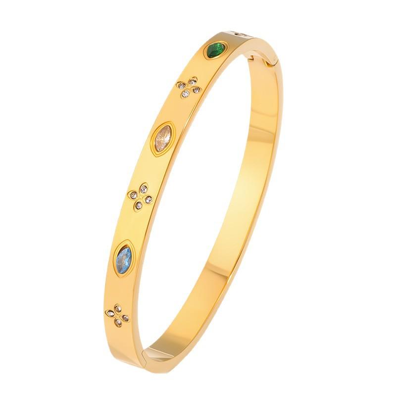 Titanium steel  women's high version lucky grass colored diamond European and American fashion does not fade diamond-encrusted round  jewelry