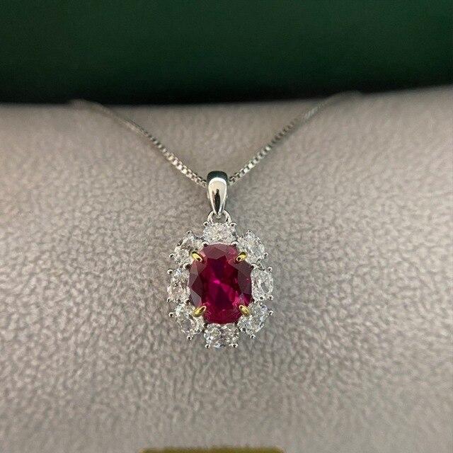 Luxurious S Women Color Necklaces Pendants Fine Jewelry Ladies Ruby Gemstone Pendant Present Gift Idea Pendant Necklace FemaleLuxury