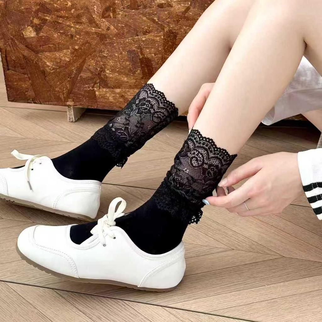Women's Lace Ruffle Slouch Mid-Calf Socks: Spring, Summer & Winter Korean Style
